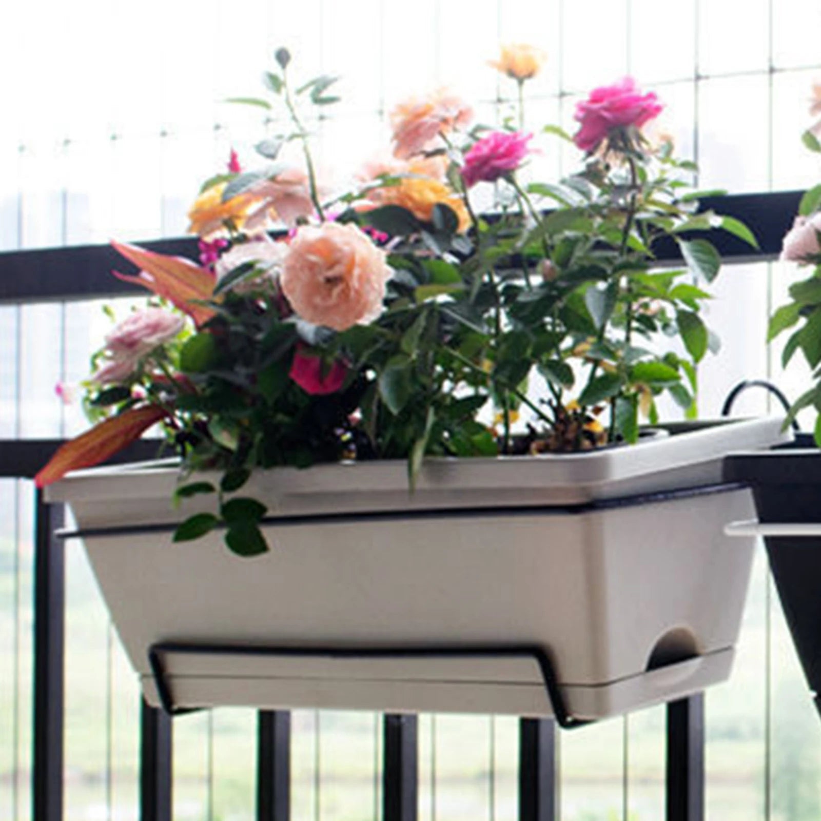Balcony Railing Planter Plant Basket Fence Planter with Rack and Tray Flowerpot Window Box Planter for Deck Yard Countryside
